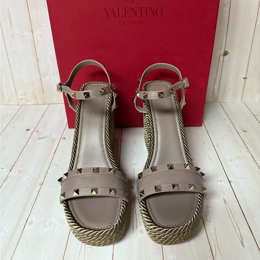 Valentino Garavani Rockstud Torchon Espadrille Wedge Taupe Sz 41 / 11 - Picture 6 of 15